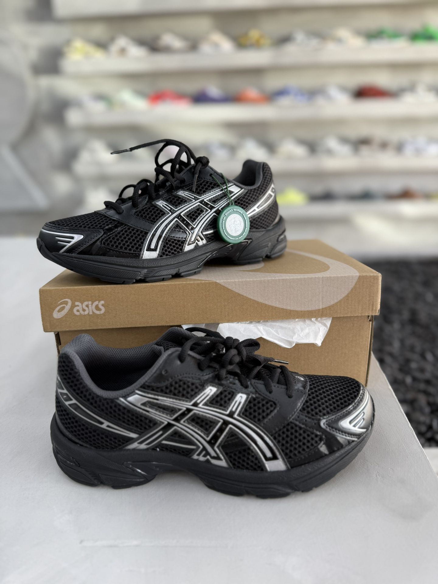 New ASICS Black Size 7