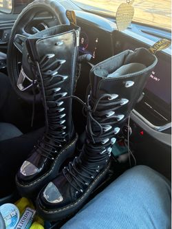 Dr. MARTENS LTT MAX DOUBLE QUAD SOLD OUT BOOTS
