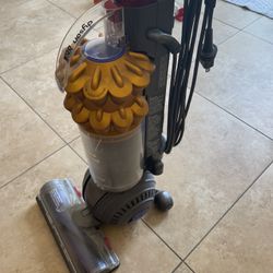 Dyson Vacuum 