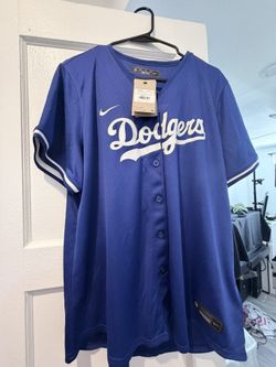 Women’s 2XL Dodger jersey