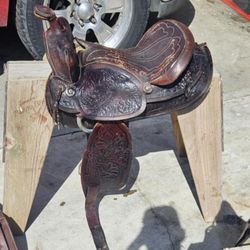 Saddles 