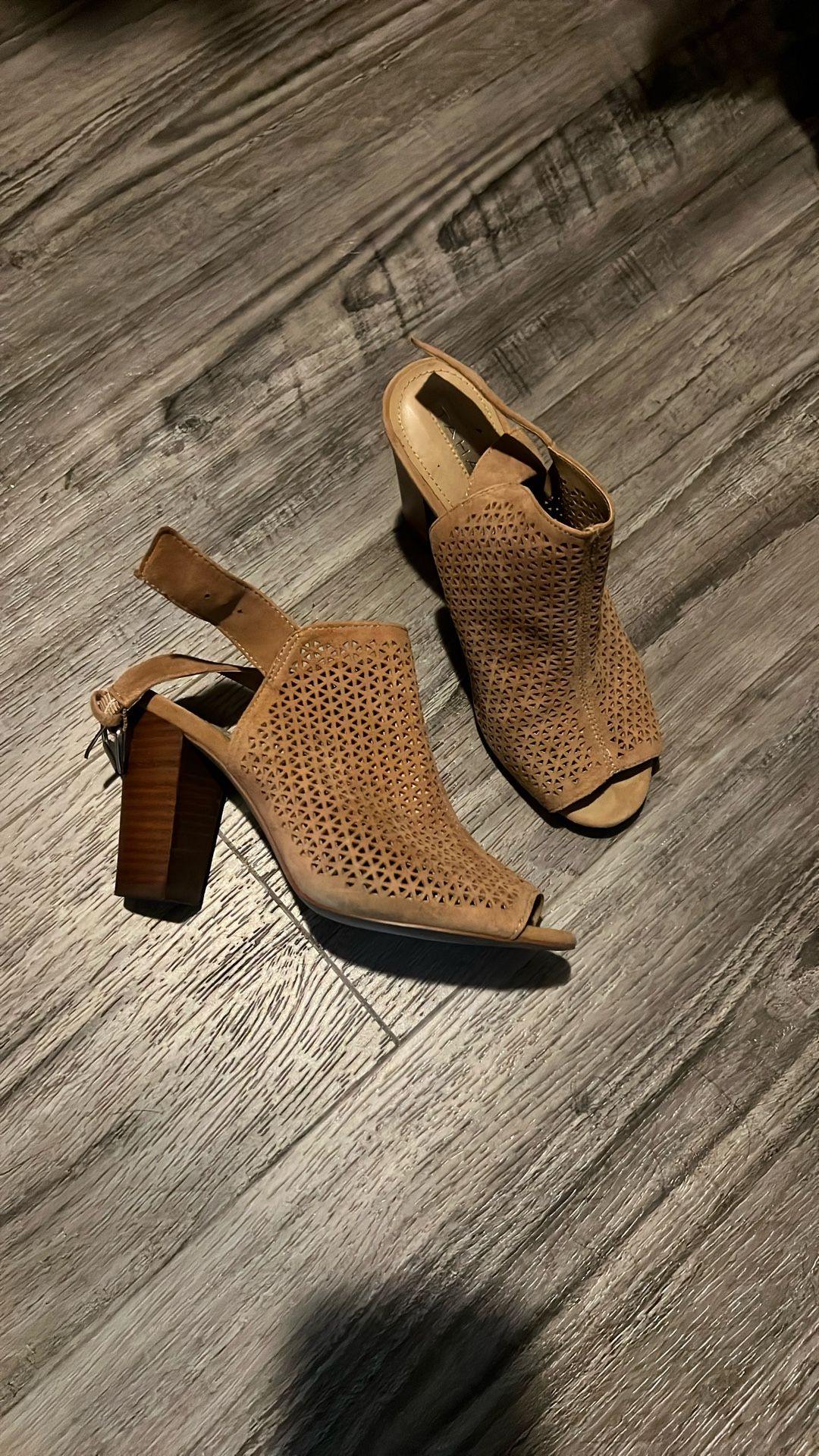 Tahari Heels