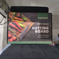 Thetchry Cutting Board 