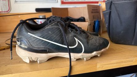 Nike baseball cleats