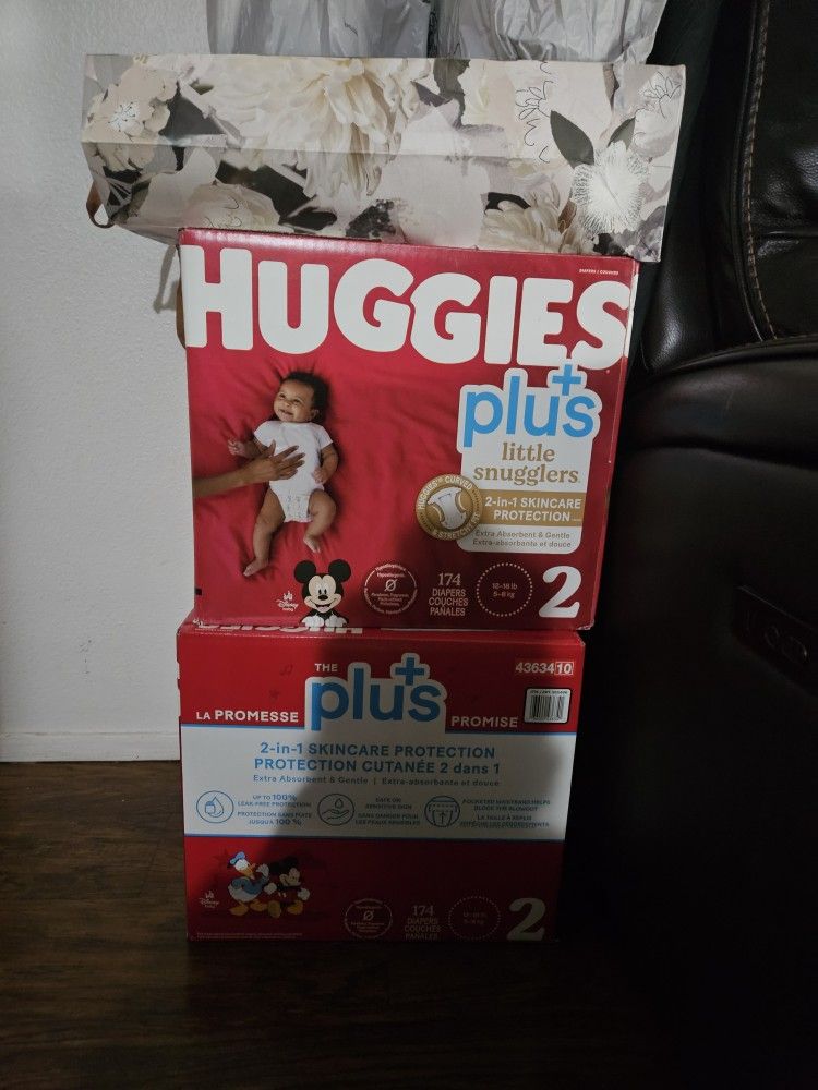 Diapers (Size 2)
