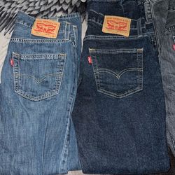 Levis for sale ⬇️