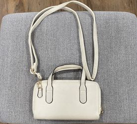 White Purse/Wallet