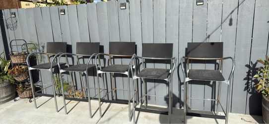 Chairs free