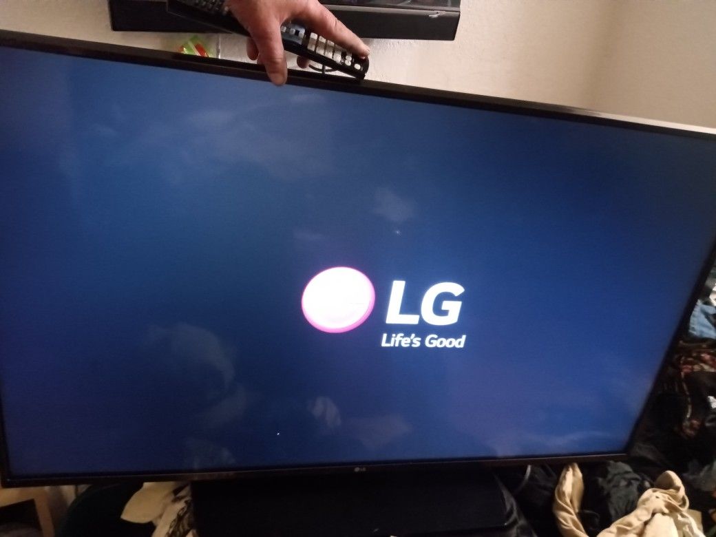 49" LG LED/LCD Flat Screen Tv