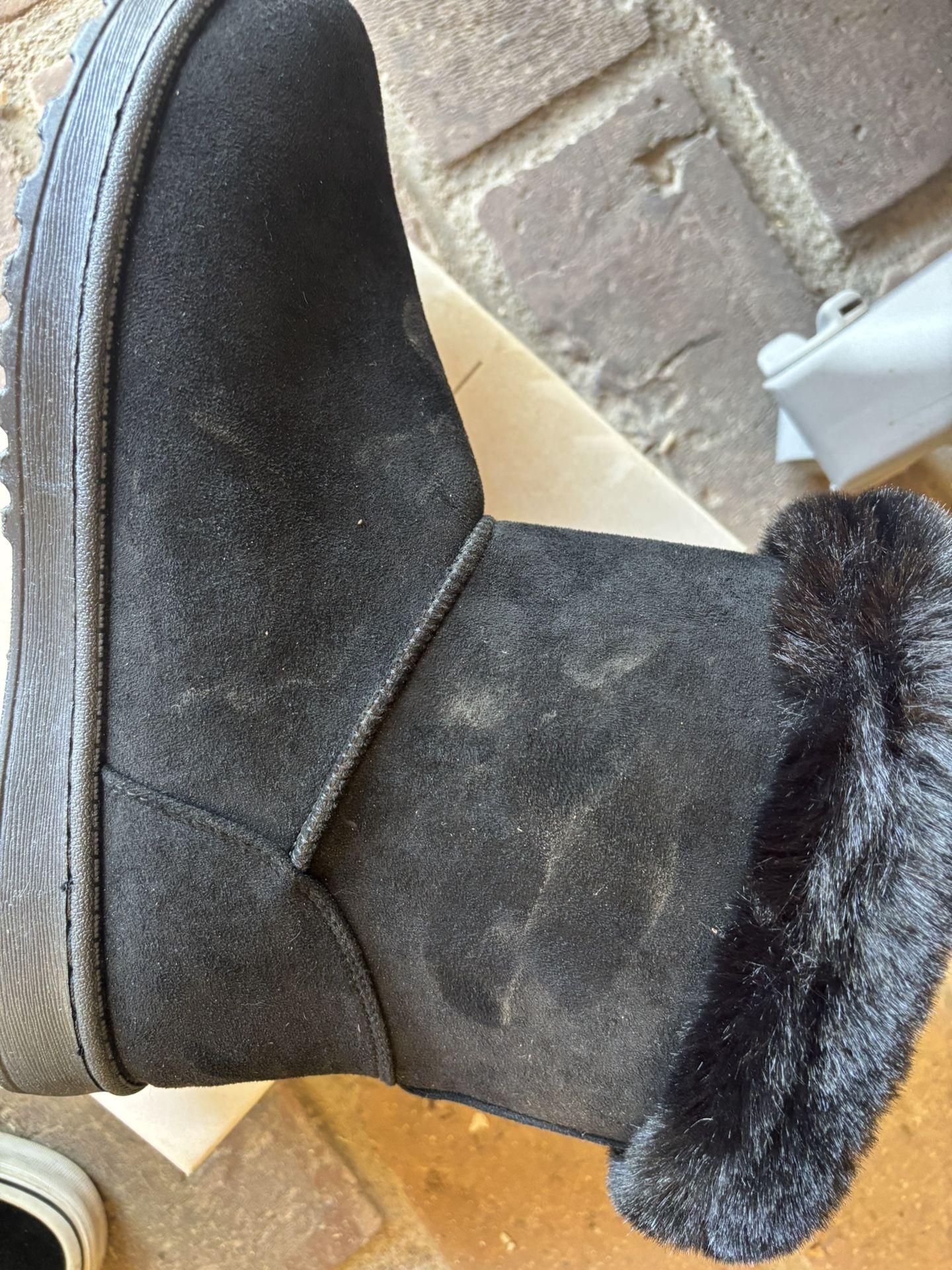 Black Ugg Boots