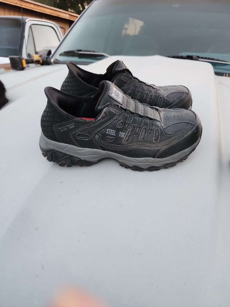 Skechers Slip Ons