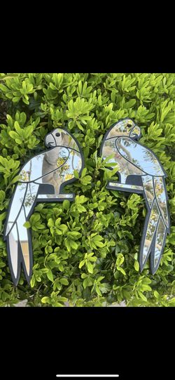 Mosaic mirror parrots/birds