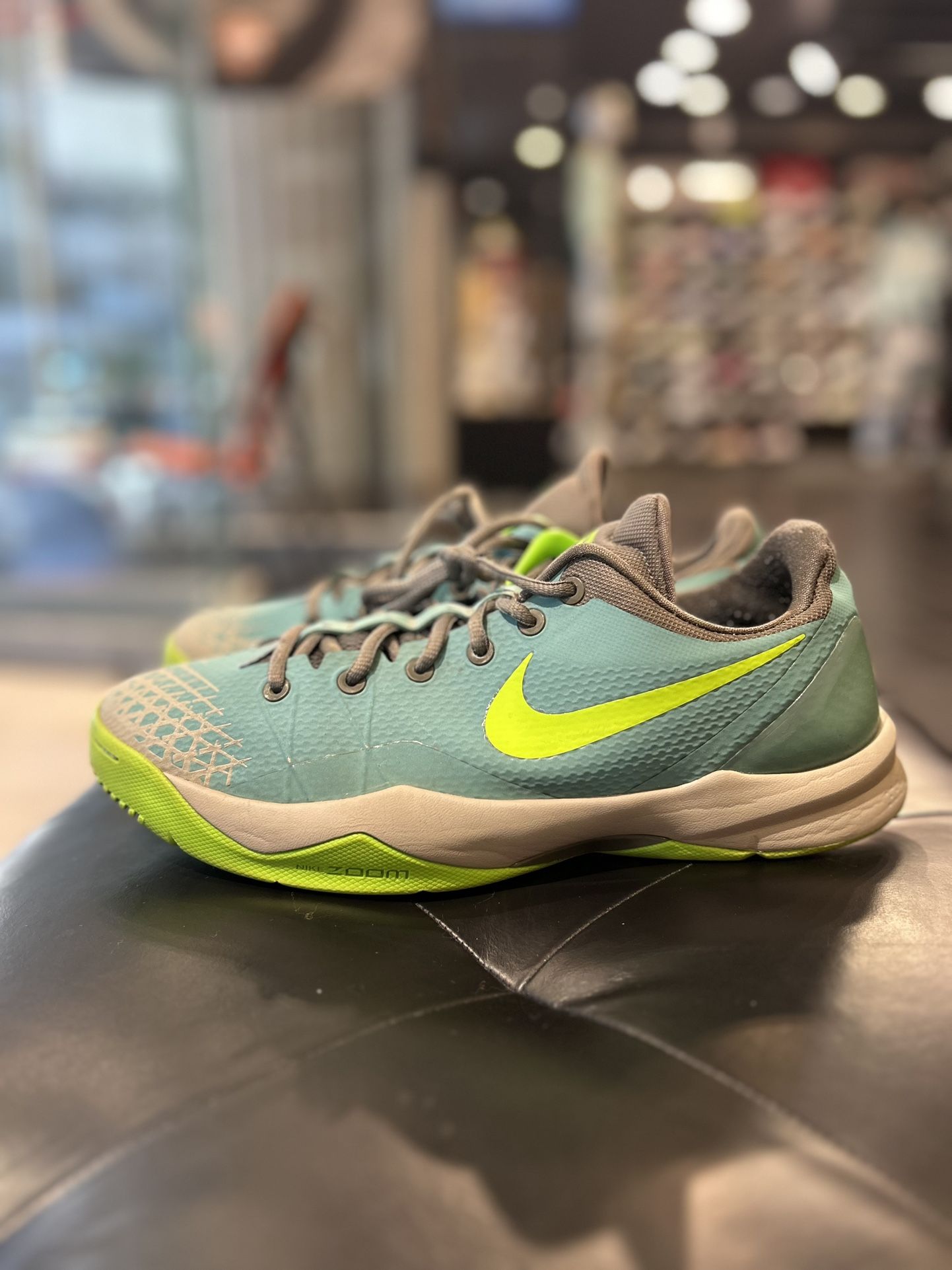 Nike Kobe Venomenom Size 11.5