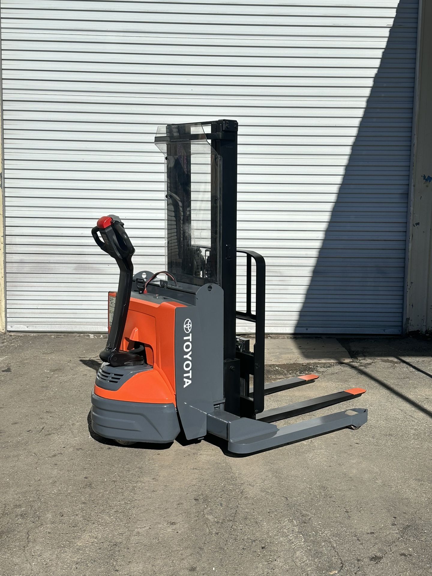 Toyota Stacker Forklift