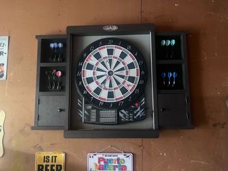 Electric dart board