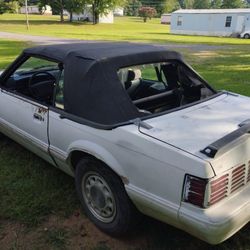 1992 Ford Mustang
