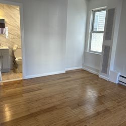 Room For Rent In Corona Queens