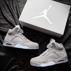 Jordan 5 wolf grey