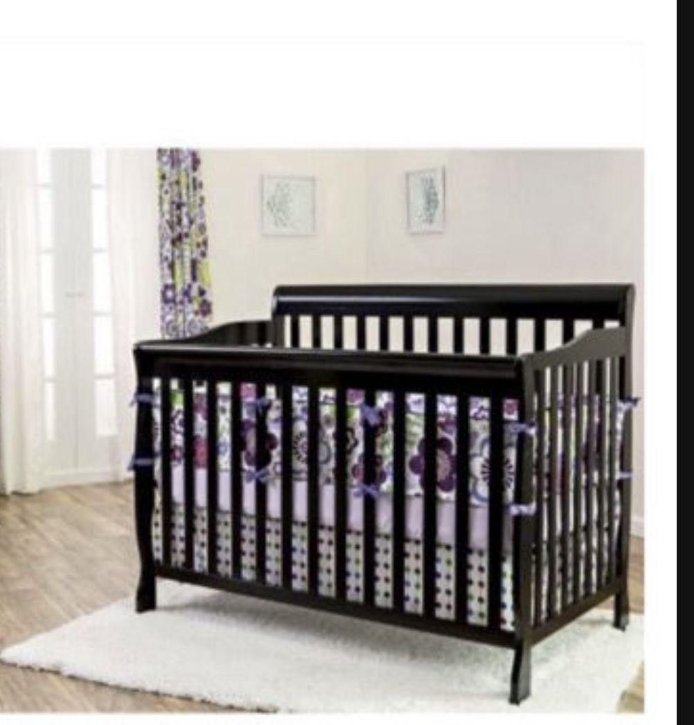 Baby Crib, Mattress And Sheet