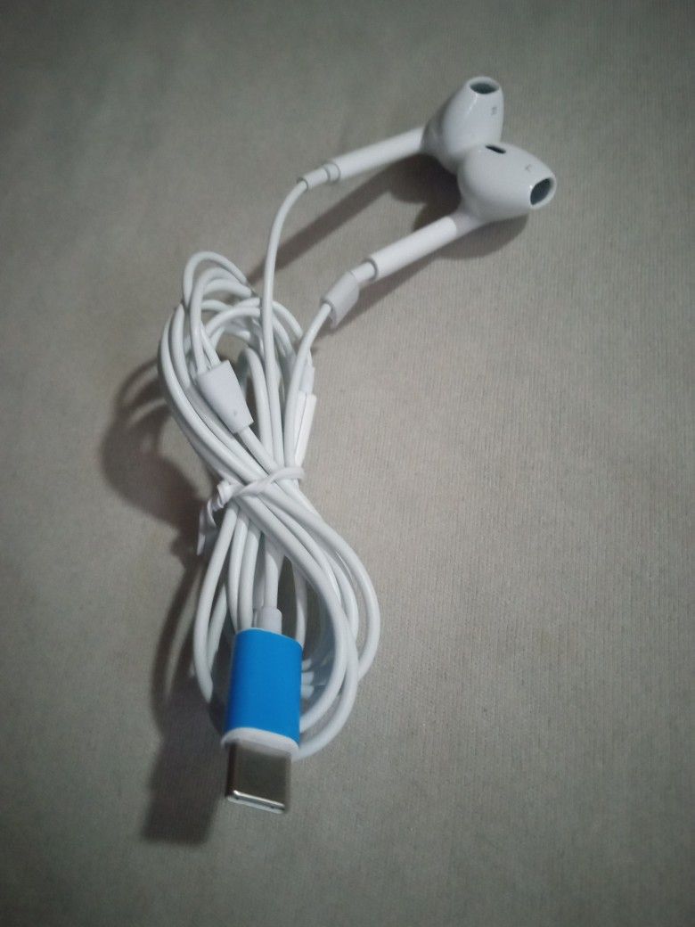 HEADPHONES WIRED TYPE C