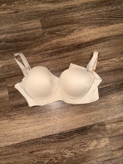 Like New 38D Seamless Convertible Strapless Bra in Cream