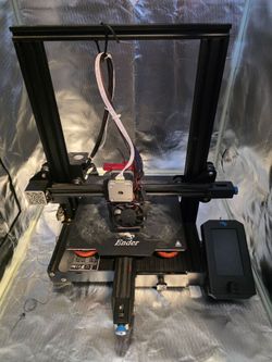 Ender 3 V2 w/ encloser