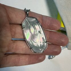 Kendra Scott Reid Pendant