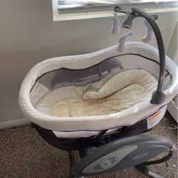 Graco bassinet