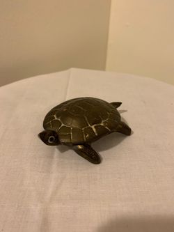 Bronze litle Turtle