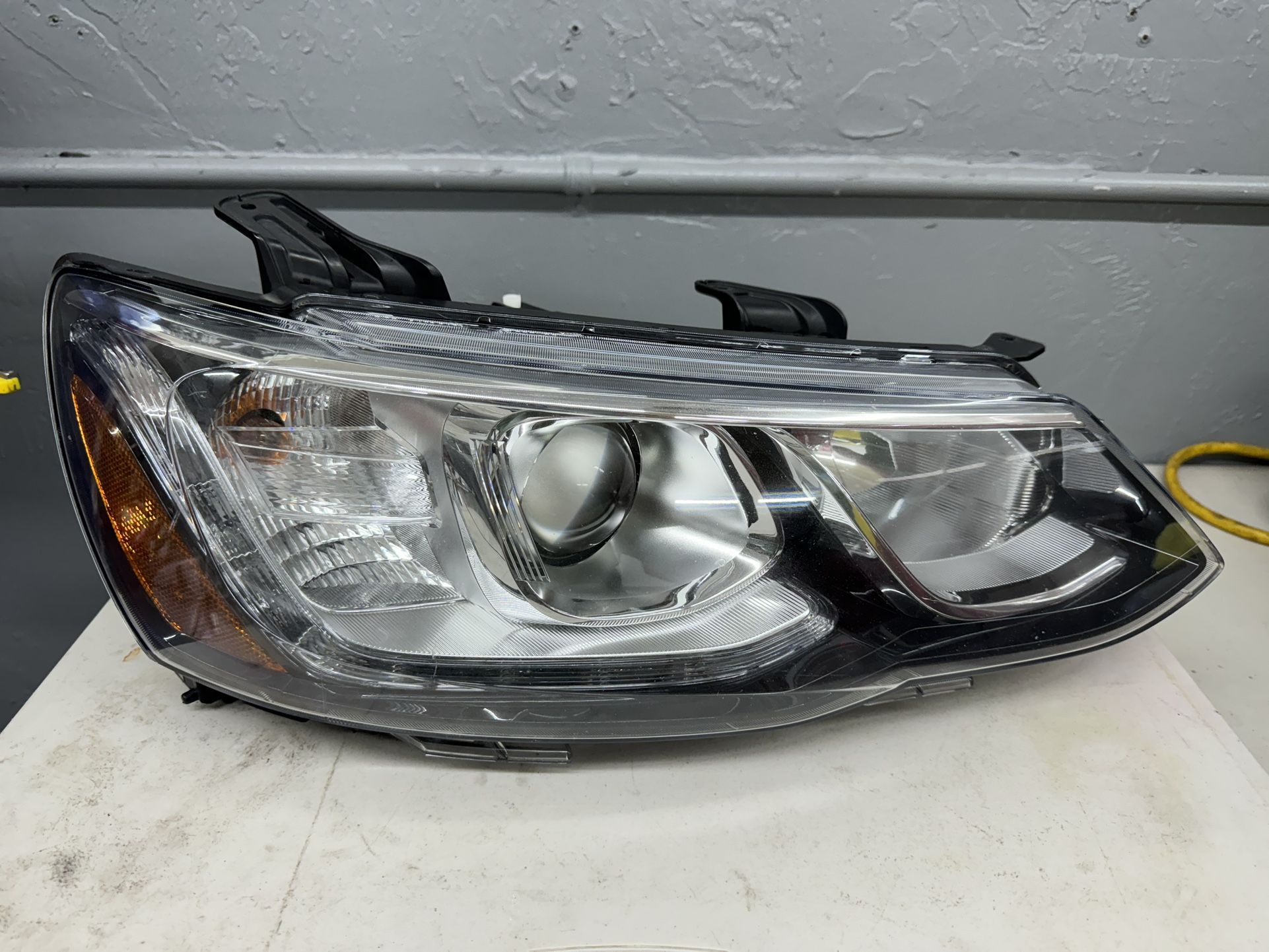 Headlamp 2019 Chevy Sonic