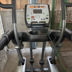TRUE XPS300-4 Elliptical Cardio Exercise 