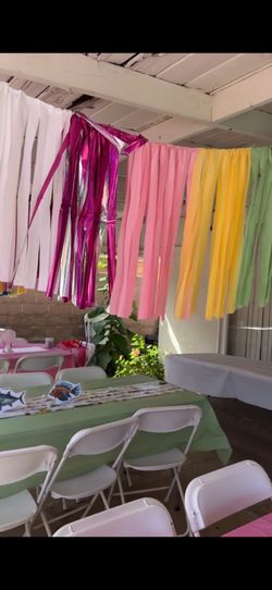 Birthday streamers