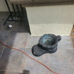 Cement Boot Pot!