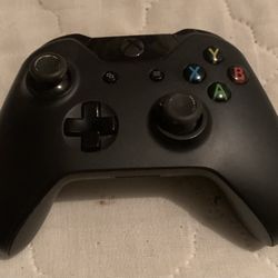 Xbox One Wireless Controller 
