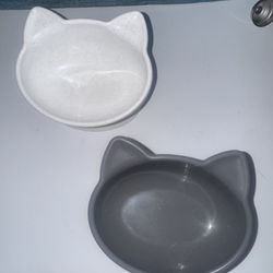 Vibrant Life Dishwasher Safe Plastic Elevated Cat Feeding Bowl, Blue Cat Ears, One Size