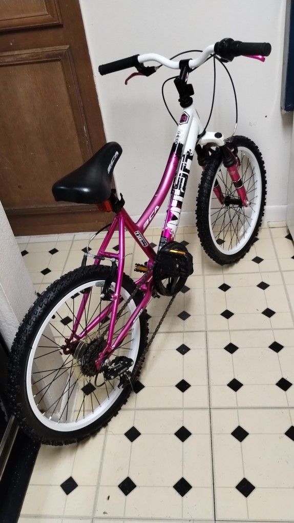 MT20 Kids Bike With Speed