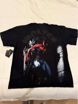 Darc sport webs and shadows Spider-Man tee size large