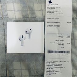 Brand New Sealed Genuine Apple AirPods Pro 3 Headset comes with receipt I accept cash or Zelle.