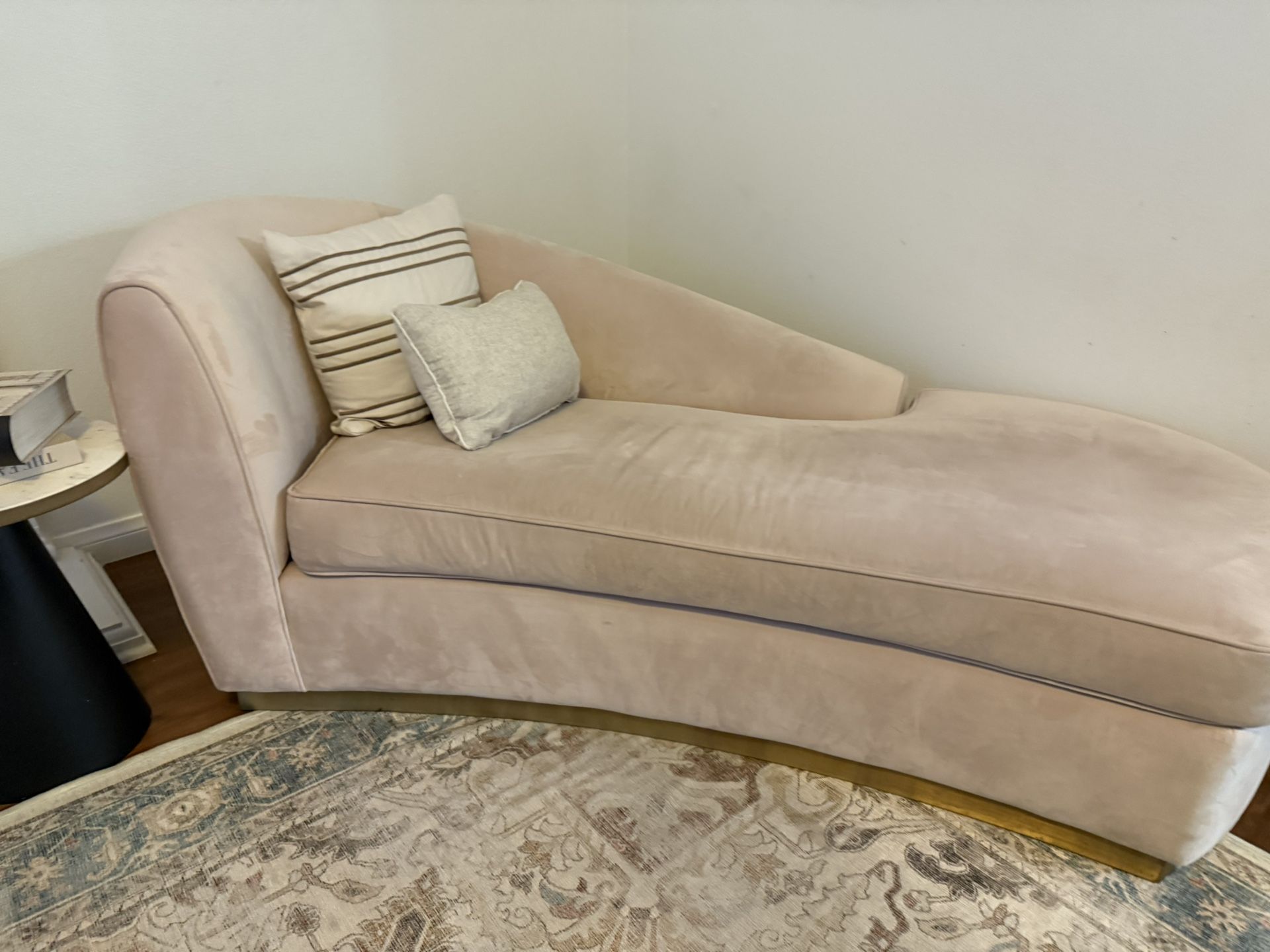 TOV Chaise Sofa