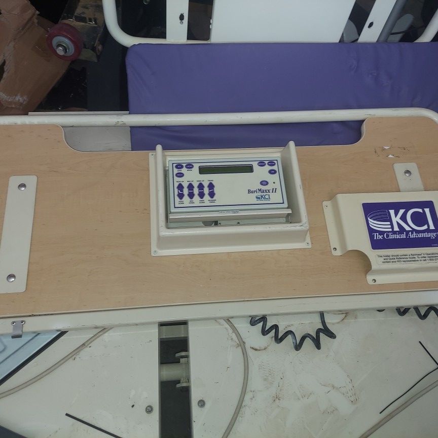 Bari Maxx II KCI Bariatric Bed