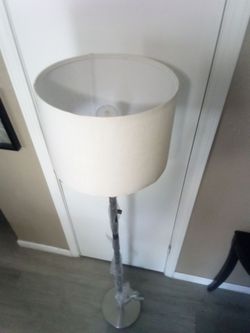 FLOOR LAMP 63 IN