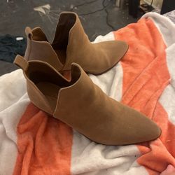 High Heeled Boots