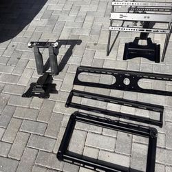 TV WALL MOUNTS