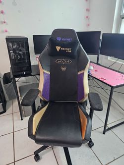 Secretlab K/DA Edition