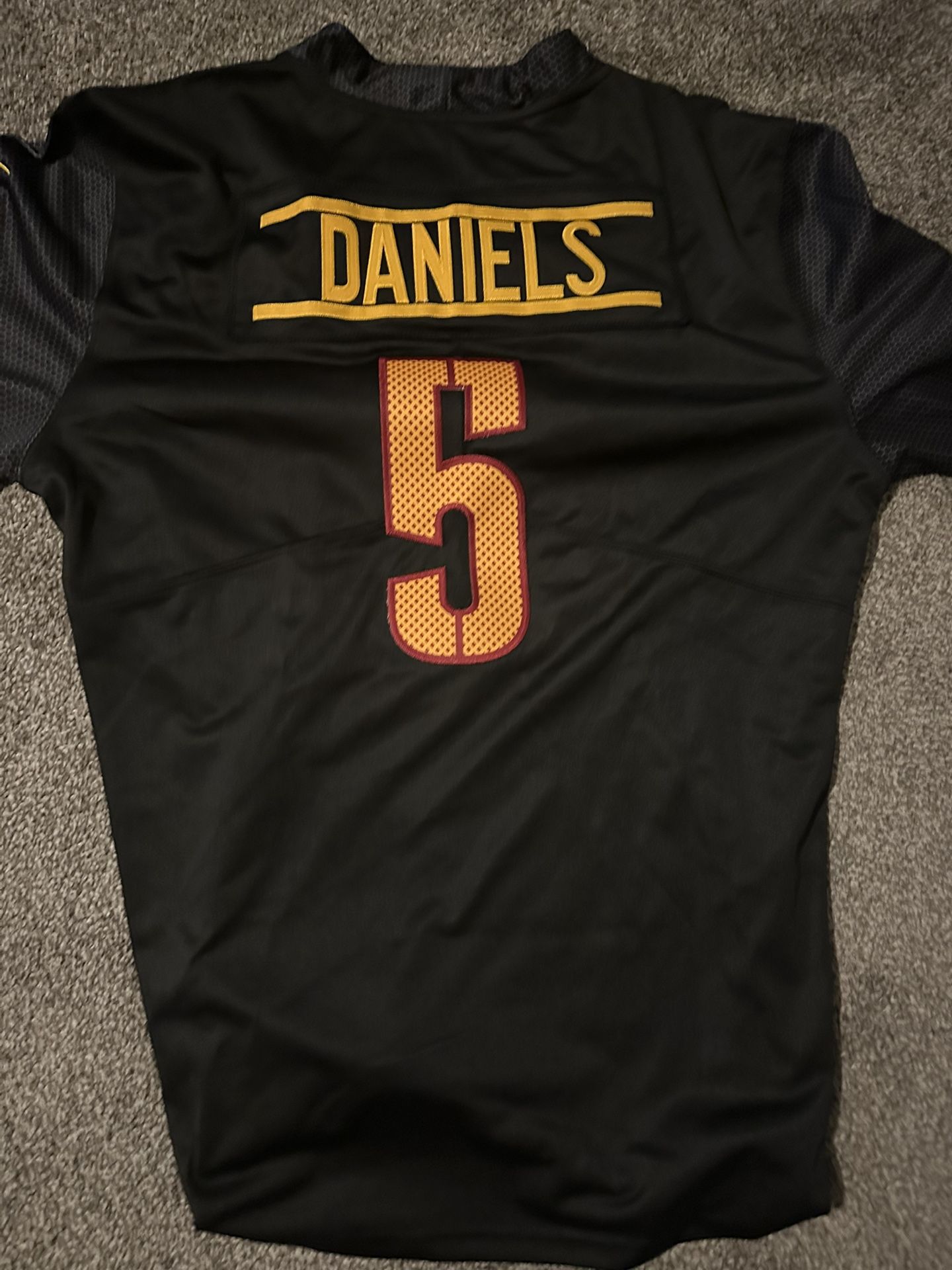 Jayden Daniels Jersey