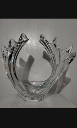 MC - VINTAGE VANNES FRANCE CRYSTAL CENTERPIECE/ SCULPTURE 14"×13"
