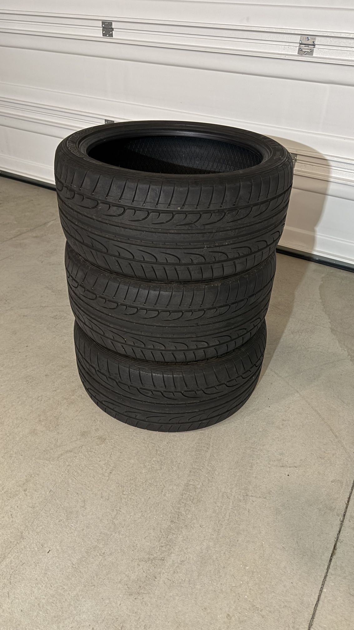 Dunlop SP Sport 295/35/R21 Tires