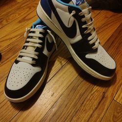 Nike Jordan 1 Travis scott