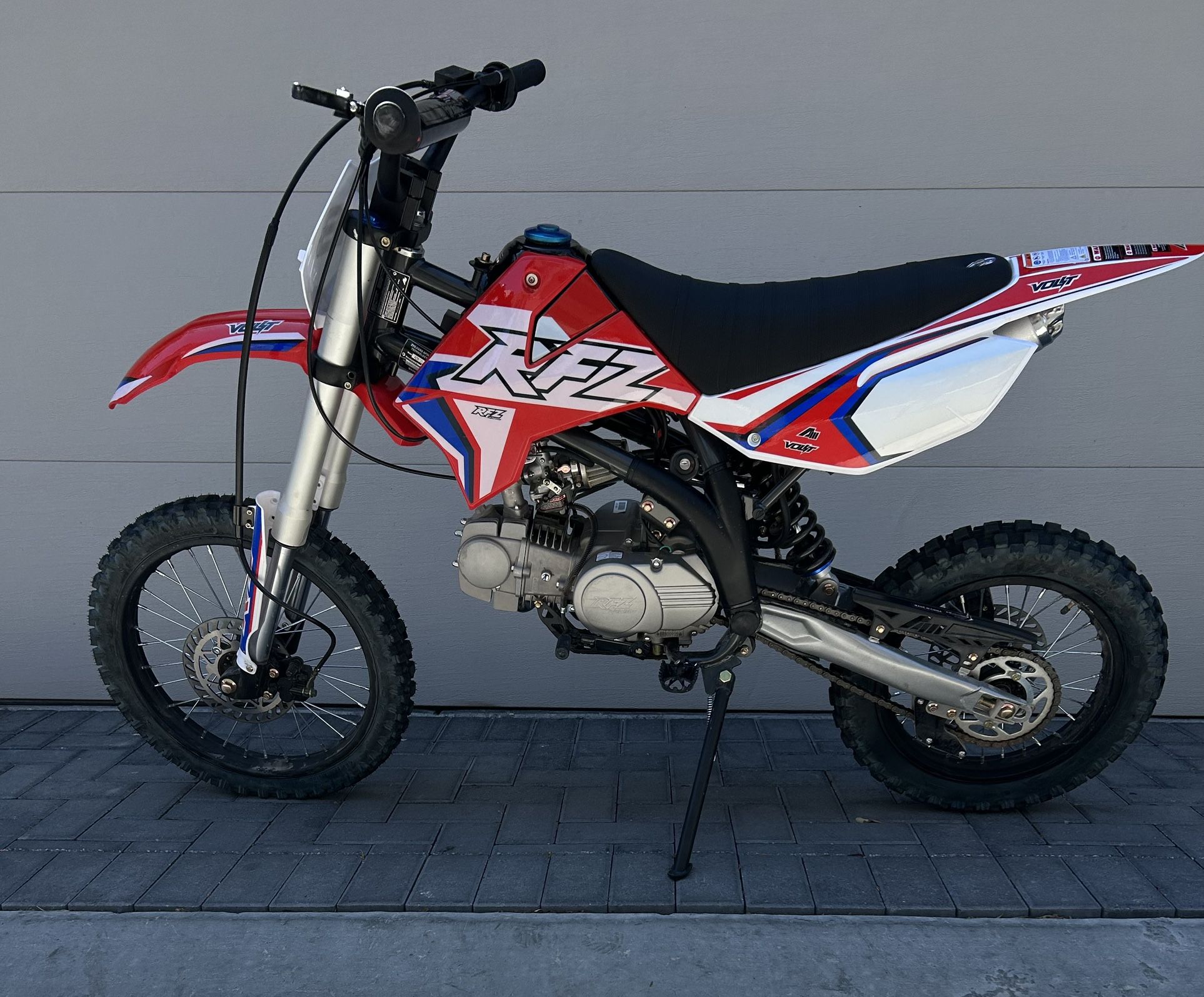 125cc Apollo RFZ Dirt Bike