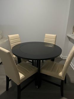 Round Dining Table Set with 4 Chairs